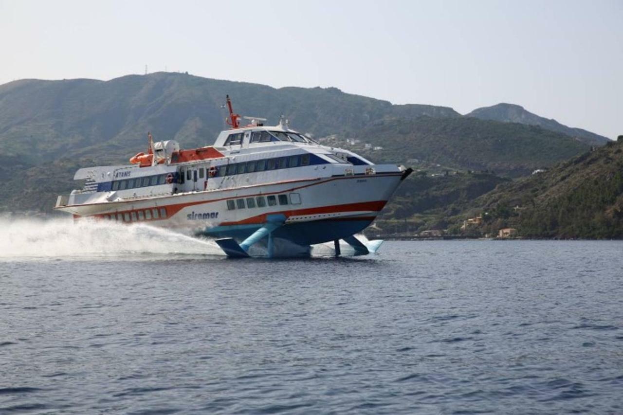 Lipari By The Beach Exterior foto
