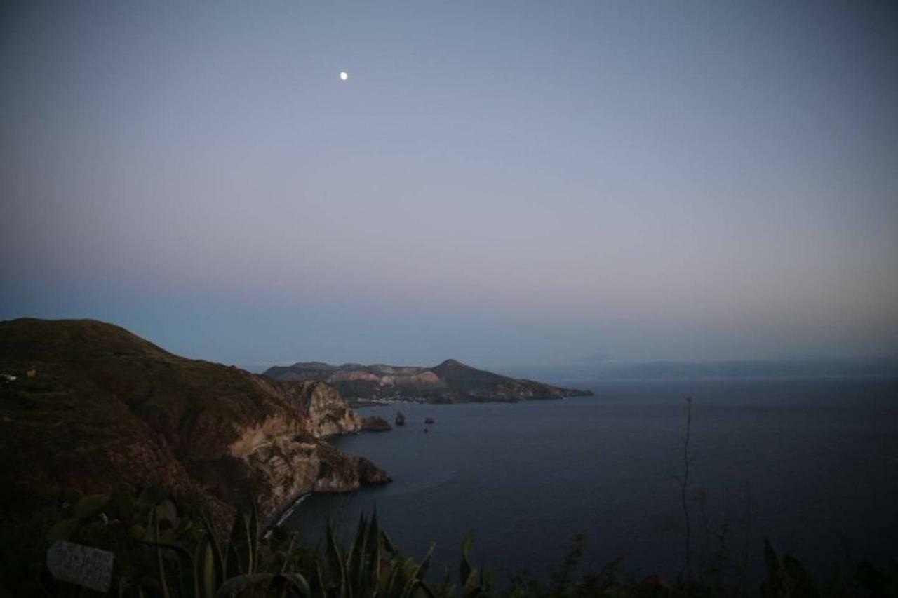 Lipari By The Beach Exterior foto